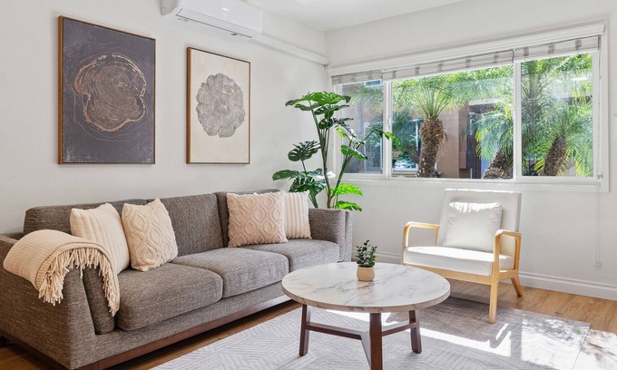 Normal Heights Appartement | Remodeled, Close to ALL, AC, 2BR, 1 Parking, Walkable, Urban High Speed Internet