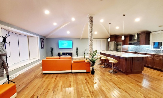 Darien Maison | Remodeled cozy home with firepit and close to the Waterfall Glen Forest Preserve