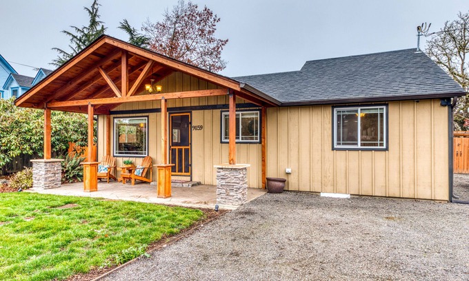 Coburg Maison | NOUVELLE LISTE! Charmante maison pour chiens Willamette Valley avec grande cour clôturée!