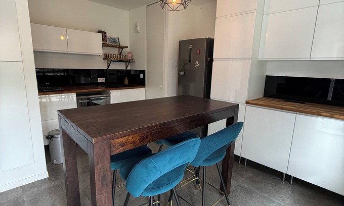 Francisco-Ferrer - Vern Appartement | Rennes center: luxury T2 with garden and secure parking