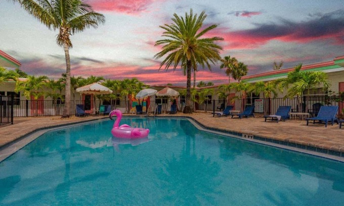 Bay Esplanade Appartement | 101 · ☀Pool✔ Beach✔ Self Checkin✔ Free Parking✔