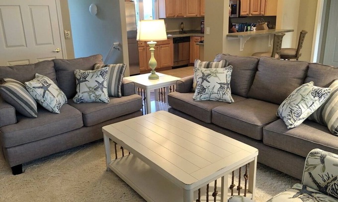Lewes Copropriété | Renovated 3 bedroom 2 bath condo in Plantations East,