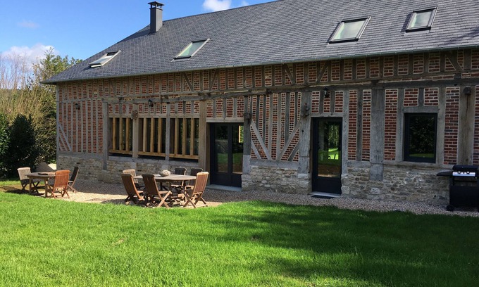 Tourville-en-Auge Maison | Pressoir Normand rénové et décoré