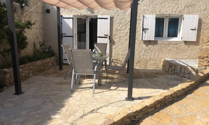 Carnoux-en-Provence Appartement | Appartement rénové terrasse sud au calme proche plages et Calanques de Cassis