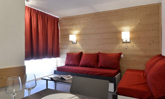 Macot-la-Plagne Appartement | Appartement rénové au centre de La Plagne, balcon, 5 couchages