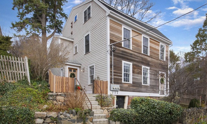 Marblehead Appartement | Renovated Apartment in Marblehead Historic District