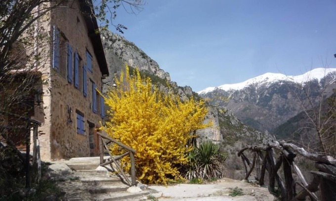 Roquebilliere Maison | Grange rénovée face aux sommets du Mercantour