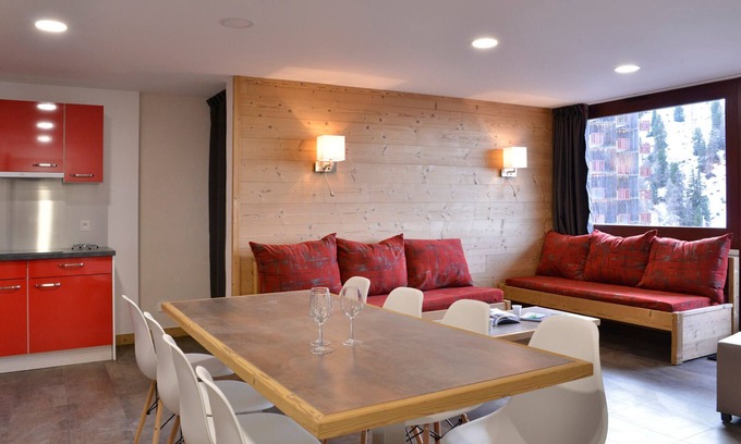 Macot-la-Plagne Appartement | Appartement rénové et chaleureux proche des pistes, 3 pièces + cabine pour 8 pers, animaux admis