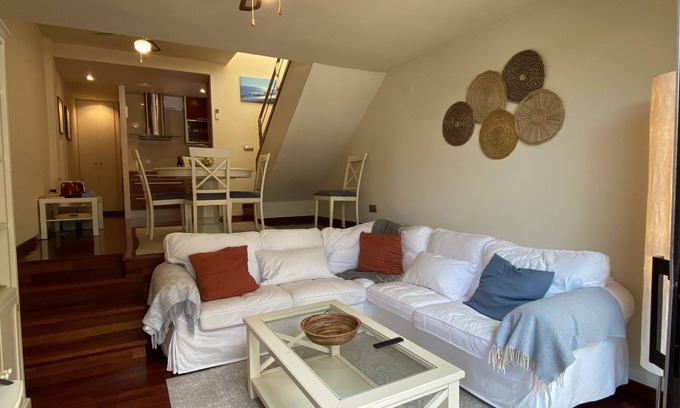 Platja d'Aro Appartement | Duplex rénové situé en deuxième ligne de mer dans le centre de Platja d’Aro.