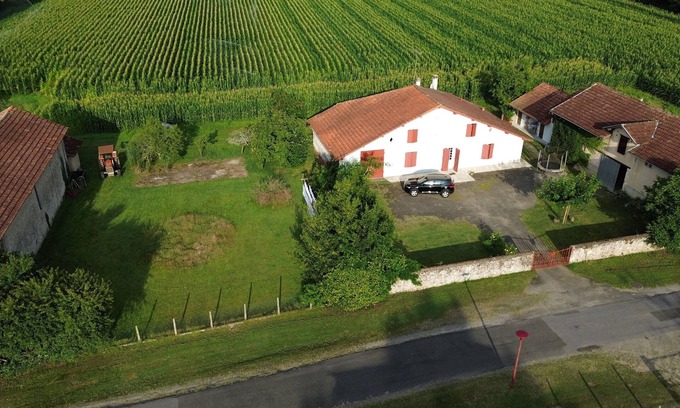 Saint-Vincent-de-Paul Maison | Ferme rénovée proche de DAX, 3 Chambres, 2 SDB, classée 4*