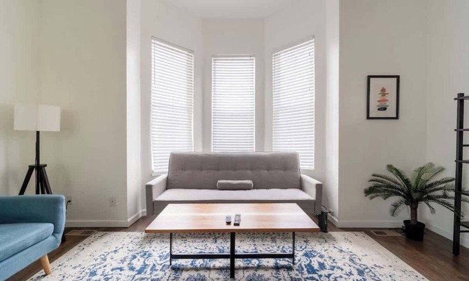 Hosford-Abernethy Maison | Renovated 3BR Tilikum View in heart of SE Division