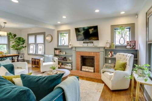 Tech Terrace Maison | Renovated Lubbock Home - Walk to Texas Tech!