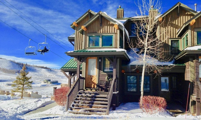 Silvercreek Copropriété | Ski in Ski out, voir la vidéo, 2Bed / 2Bath Condo, Wifi, Kicking Horse Lodges