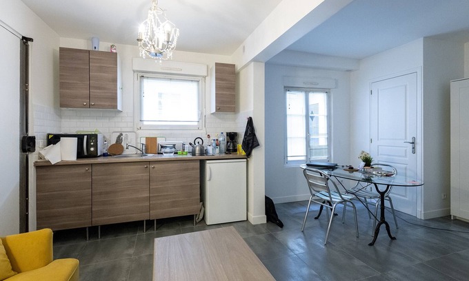 Notre-Dame Appartement | Studio rénové, tout confort, au calme, centre ville, 10' à pied du château