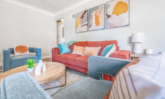 St. Louis Maison | Renovated Stylish Home Central New Furnishings