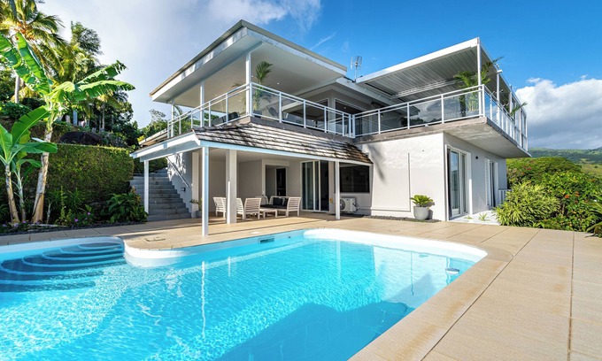 Tahiti Villa | Louez une partie du Domaine To'a Hotu. En mode 3 chambres 3 sdb, 8 personnes max