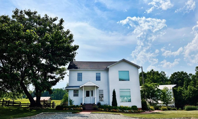 Woodlawn Maison | Maison d'hôtes située sur une ferme historique de 160 acres à moins de 1,6 km de Mebane
