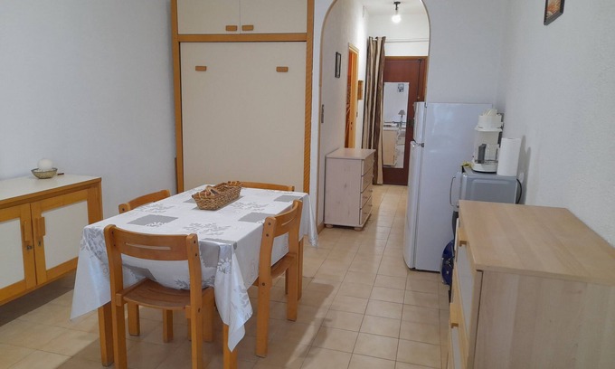 Santa-Lucia-di-Moriani Appartement | Rent studio "feet in the water"