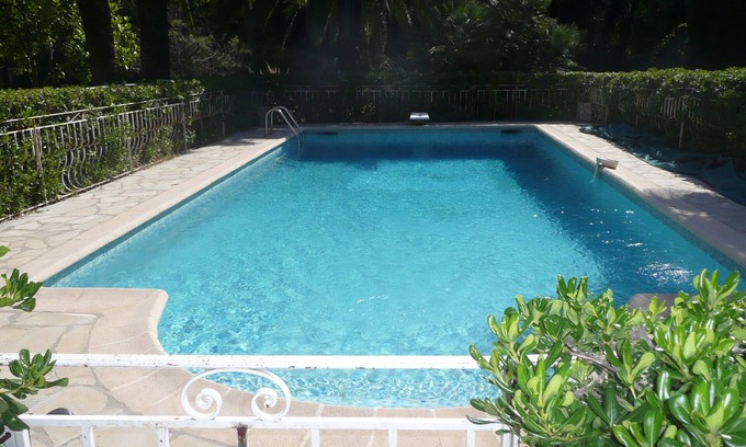 Saint-Martin-du-Var Appartement | Location maison St Martin du Var Alpes Maritimes pour 6 personnes, climatisé