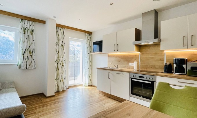 Virgen Appartement | Location-Classique-Salle de bain privée séparée-Balcon-Dorfapartment