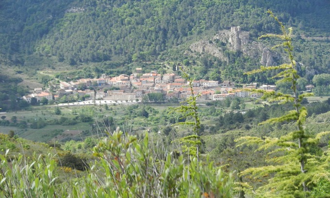 Padern Maison | RENTAL PADERN CORBIERES CATHARE AUDE VERDOUBLE CUCUGNAN MER