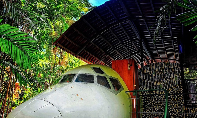 Manuel Antonio Station Balnéaire | Repurposed Cockpit Cabana w PRIVATE outdoor Soaking TUB