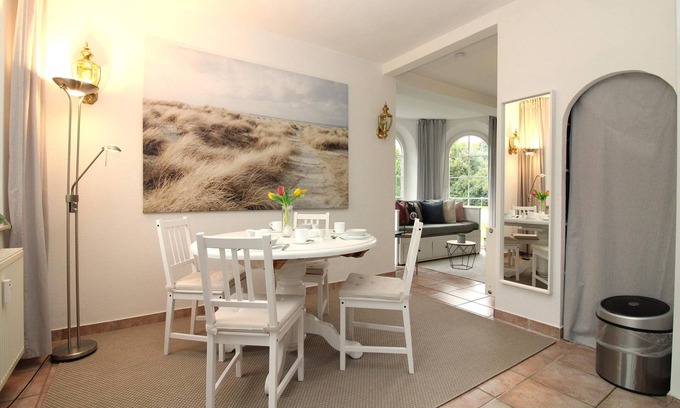 Wischuer Appartement | Res. Wischuer WE 11: modern and friendly 2-room apartment with conservatory