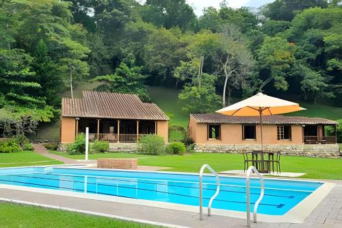 Villeta Maison | Reserva tu casa rodeada de naturaleza en Villeta