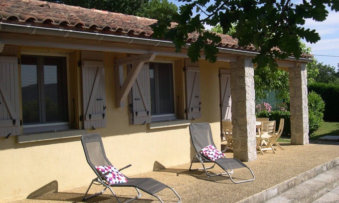 Chauzon Maison | Réservations 2025 ouvertes, gîte rénové, Chauzon, Ardèche Méridionale.