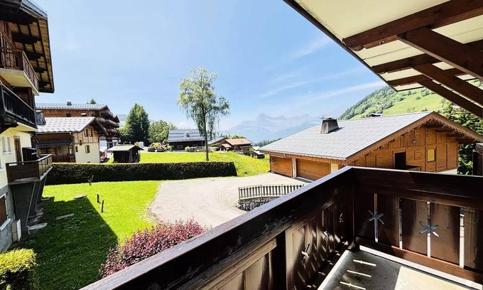 Notre-Dame-de-Bellecombe Appartement | Residence Les Oursons - 3 Rooms for 6 People