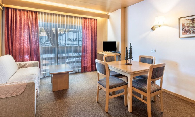 San Giovanni di Fassa Appartement | "Residence Anda Appartamento 51" with Views of the Dolomite Peaks, Shared Indoor Pool & Jacuzzi