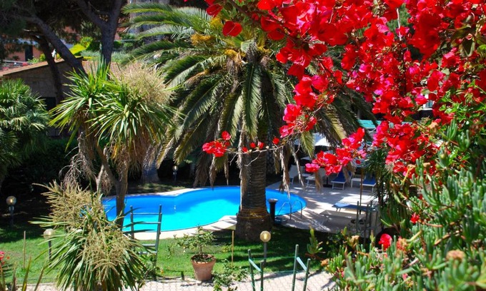 Marina di Campo Appartement | Residence dei Fiori