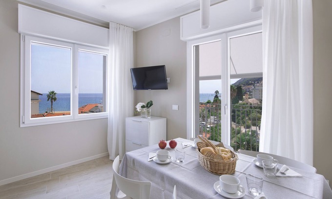 Laigueglia Maison | Residence Dolcemare