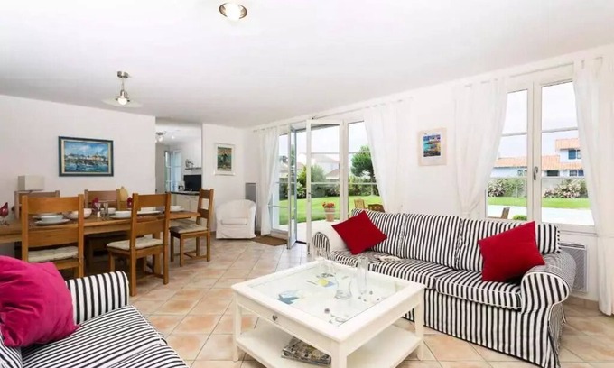 L'Aiguillon-sur-Vie Villa | Villa 5 Pièces Duplex 8 Personnes