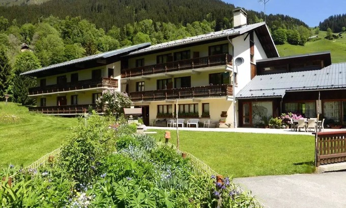 Beaufort Appartement | Appartement 4 personnes au calme, vue montagne, au départ des pistes, classé 2 étoiles