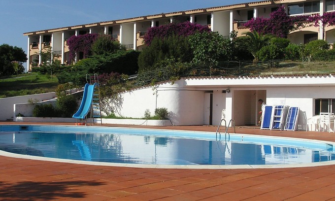 Baja Sardinia Maison | Residence Pinnetta - Appartement 6 places avec piscine gratuite et Wi-Fi