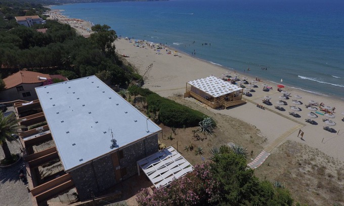 Marina di Pisciotta Copropriété | Residence with apartments by the sea - Beach between Palinuro and Caprioli