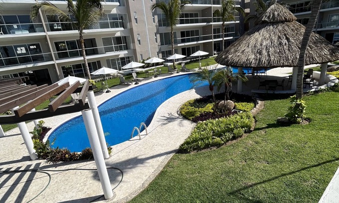 Boulevard Barra Vieja Appartement | Residencial Familiar con Jacuzzi Exclusivo y Playa Privada!