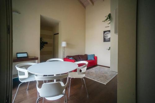Crema Appartement | Residenza Castello, con Ampio Garage Privato