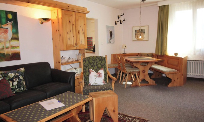 Sils-Maria Appartement | Residenza Lagrev - 2 room flat no. 027 - type 20A - raised ground floor - south