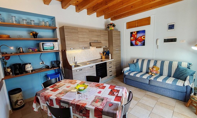 Pallanza Appartement | Residenza Silvana -App. A- Cielo a Suna avec parking, Wifi et A/C