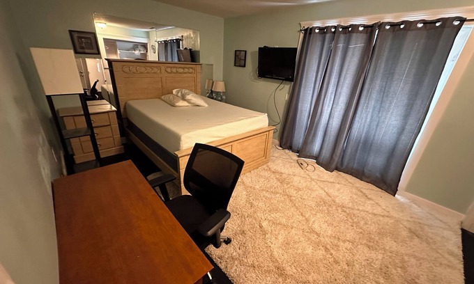 Rock Creek Maison | Resort, living at an affordable price, 2-bedroom house AC, hot tub and pool