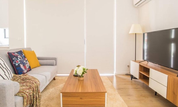 Bonnyrigg Appartement | Resort style one bedroom APT near Glof club