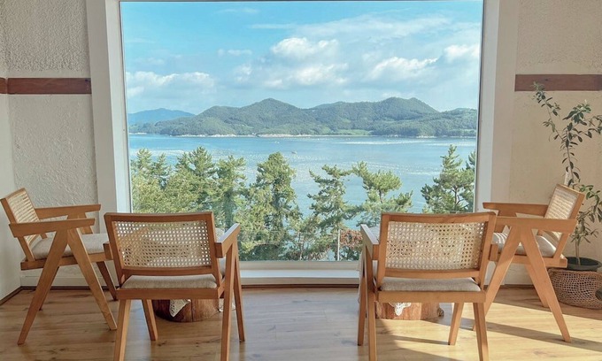 Namhae Maison | Rest pension