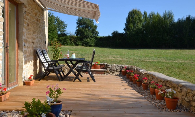 Auriolles Cottage | Maison de vacances reposante et relaxante dans la région viticole de Bordeaux avec piscine