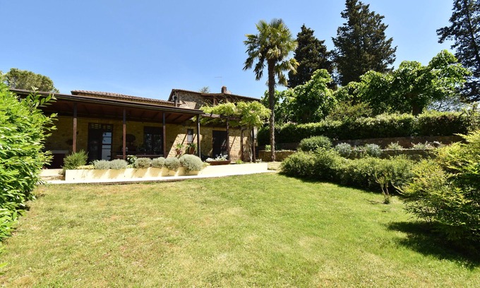 Villa Parigini Maison | Grange Restaurée, vue, terrace, piscine en campagne, tout près de Sienne