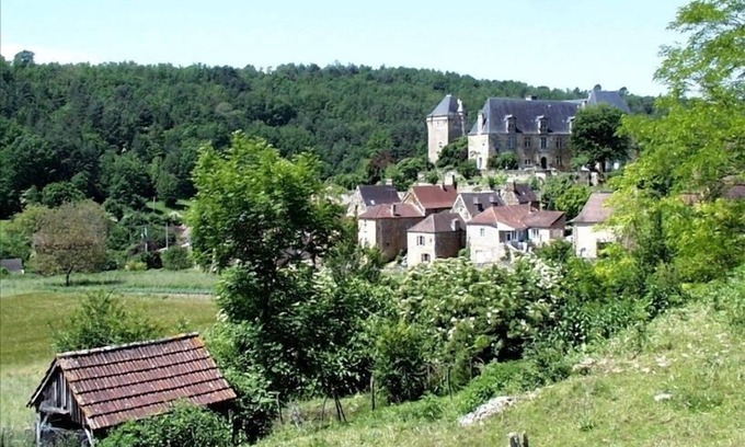 Berbiguieres Cottage | Cottage restauré en Berbiguières, un Dordogne Village Classique