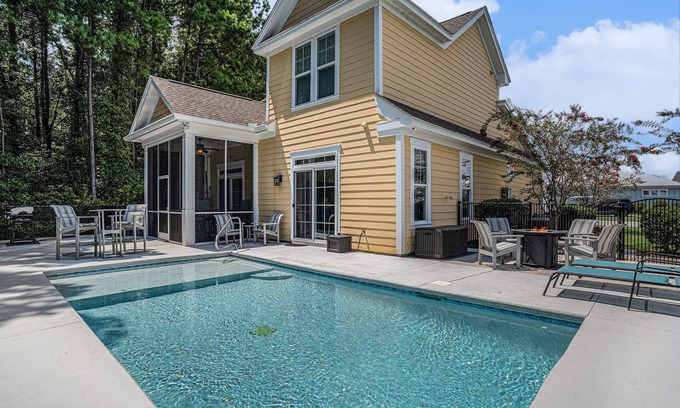 North Myrtle Beach Maison | Retreat #5228 -Rare Gem in Barefoot Resort! Private Pool & Hot Tub!