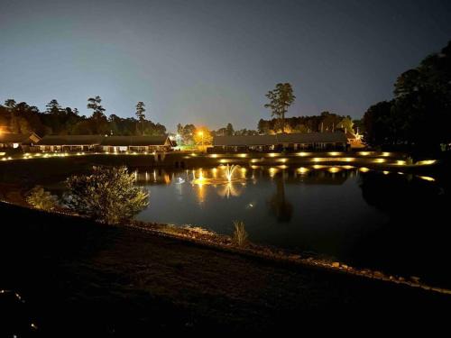 Longview Maison | Retreat at Premier Parks