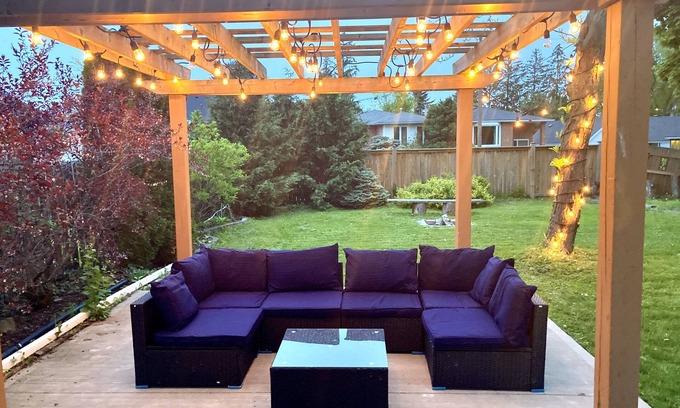 Port Weller Maison | Retreat by the Lake - Near the Niagara Wineries!